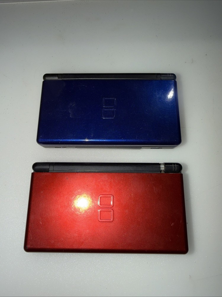 Job Lot Of 2 Nintendo DS LITE consoles For Parts Only Untested