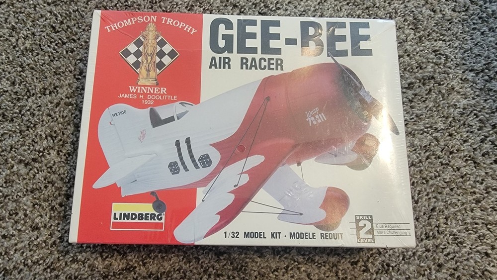 Lindberg Gee Bee Air Racer 1/32 Model Kit 70561 Sealed 1932 Trophy Winner NIB