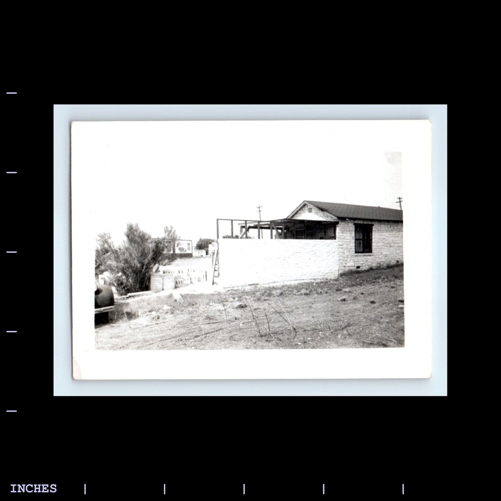Old Vintage Photo HOUSE AND YARD