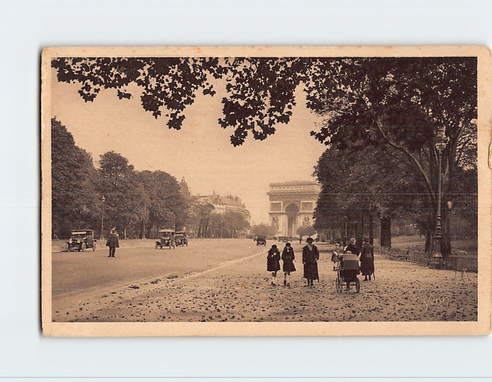 Postcard The Foch Avenue Paris France