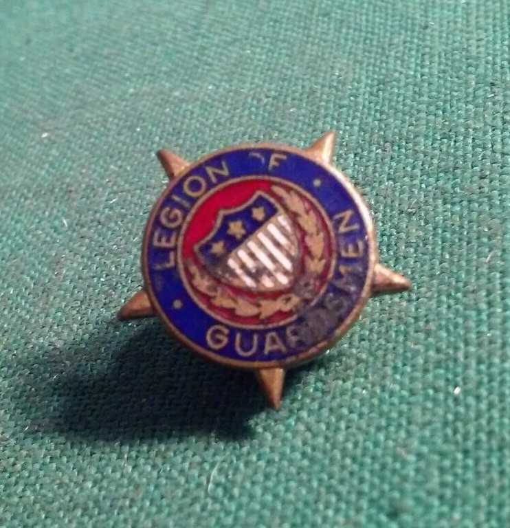 Vintage Legion of the Guardsmen Metal & Enamel Lapel Pin Screw Back Type