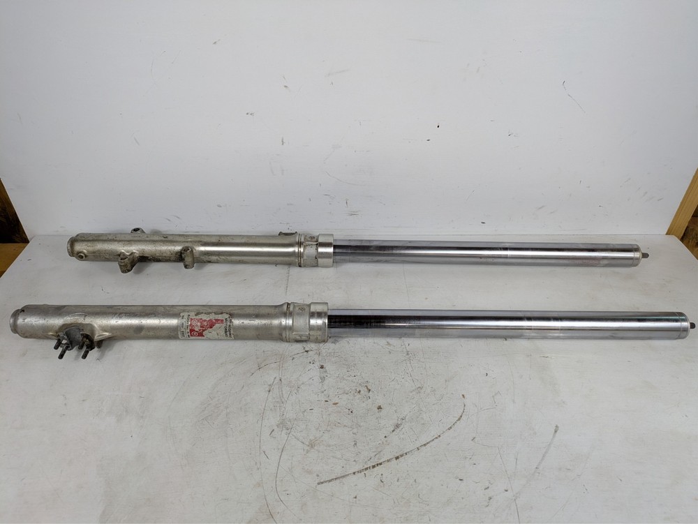 1988 Honda XR250 XR250R Front Suspension Forks (need seals)