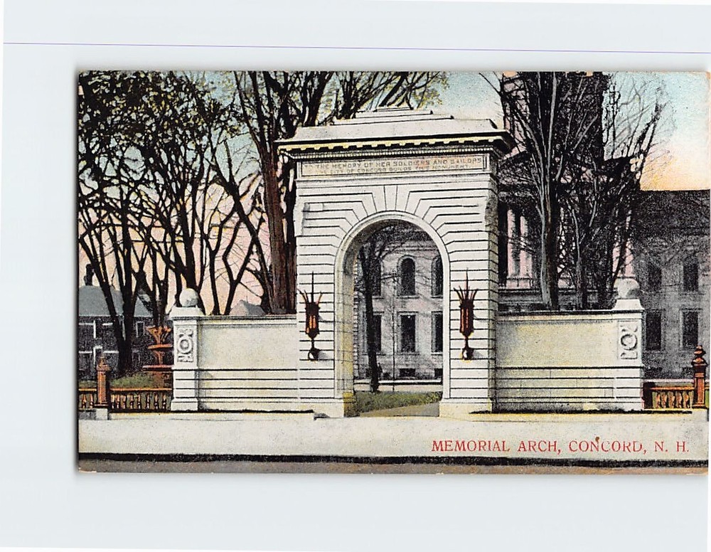 Postcard Memorial Arch Concord New Hampshire USA