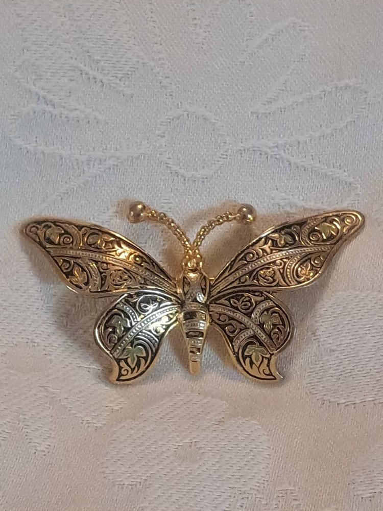 Vintage Gold Tone Ornate Damascene Etched  Butterfly Brooch Pin