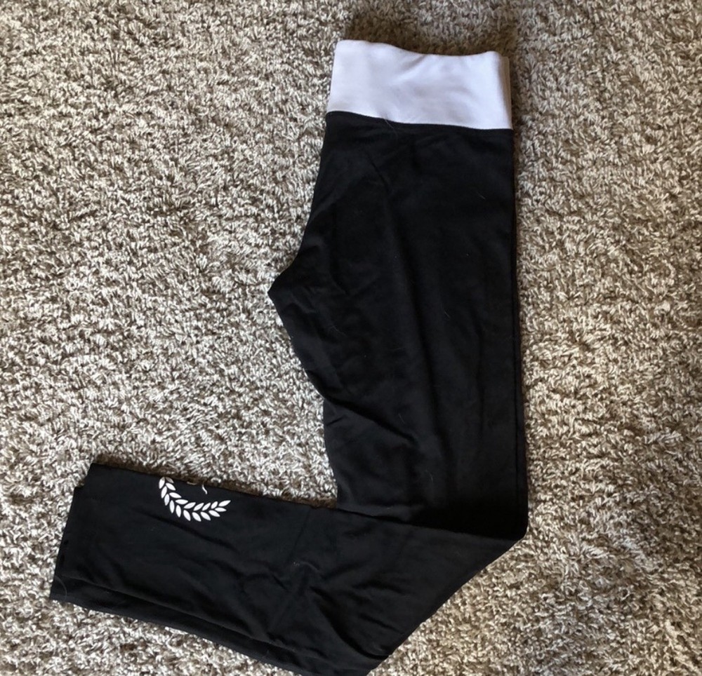 Victoria’s Secret PINK Women’s Black Y2K  Leggings Size Small