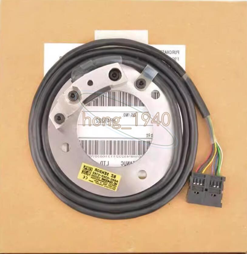 ONE NEW FANUC A860-0392-V162 A8600392V162 Spindle sensor
