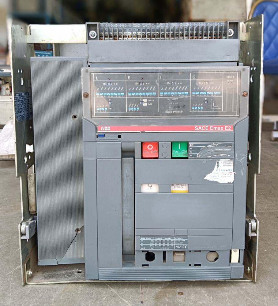 ABB SACE EMAX E2 SACE E2N 20 PR111/P 2000A 4POLE AIR CIRCUIT BREAKER ( ACB )