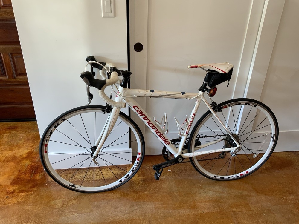 Cannondale 6 Road Bike 48cm White/Red 700C Drop Bar Aluminum Rim Brake