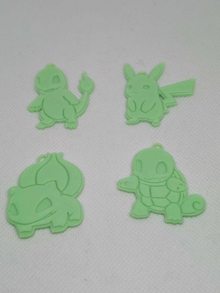 Pokémon glow in the dark keychain Starter Set
