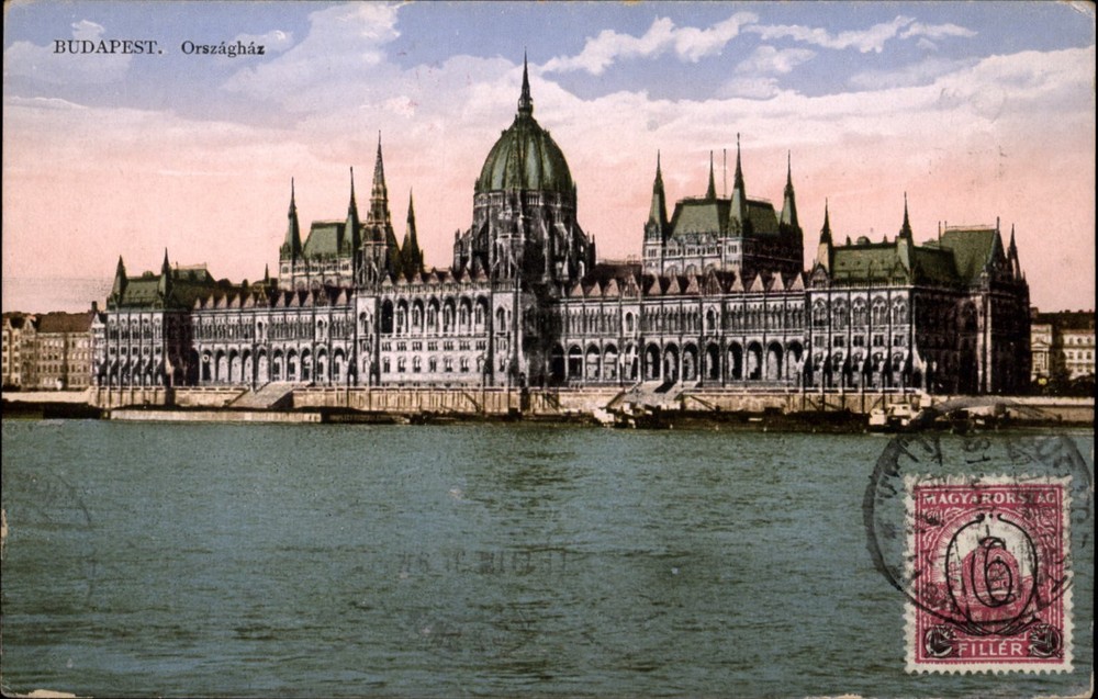 Parliament Budapest Hungary vintage postcard s089