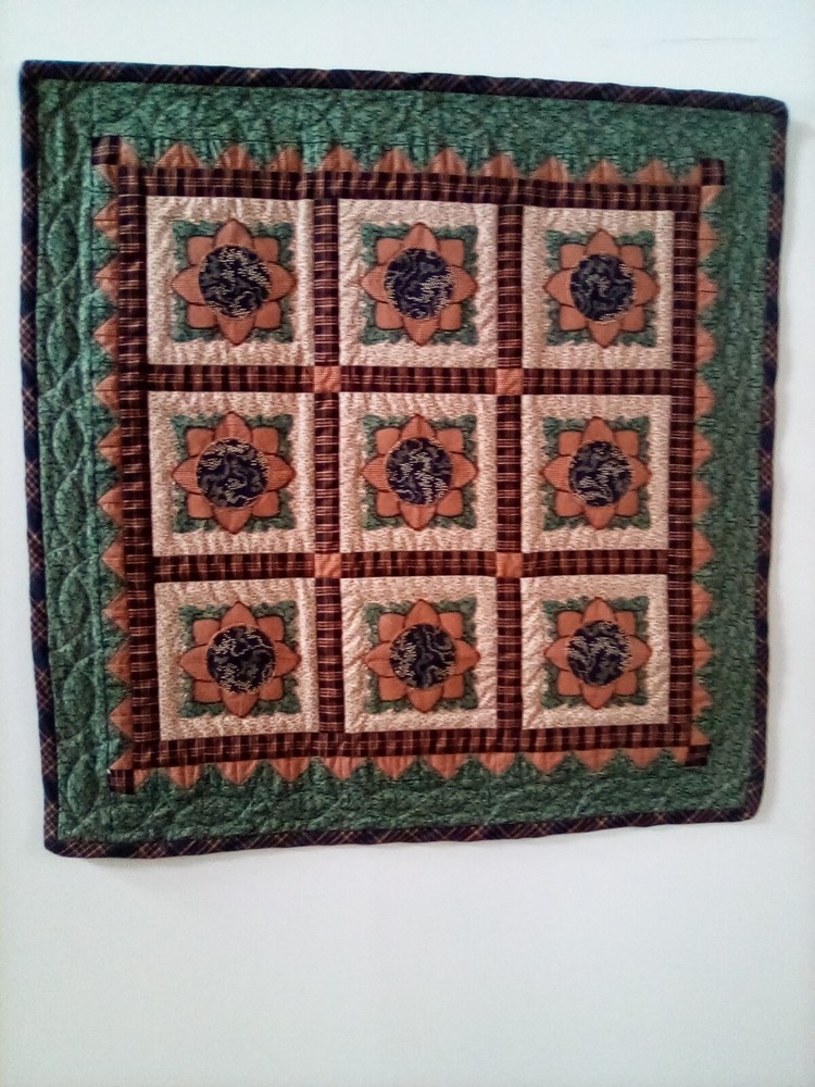 Handmade Sunflower Quilted Wall Hanging 28x28