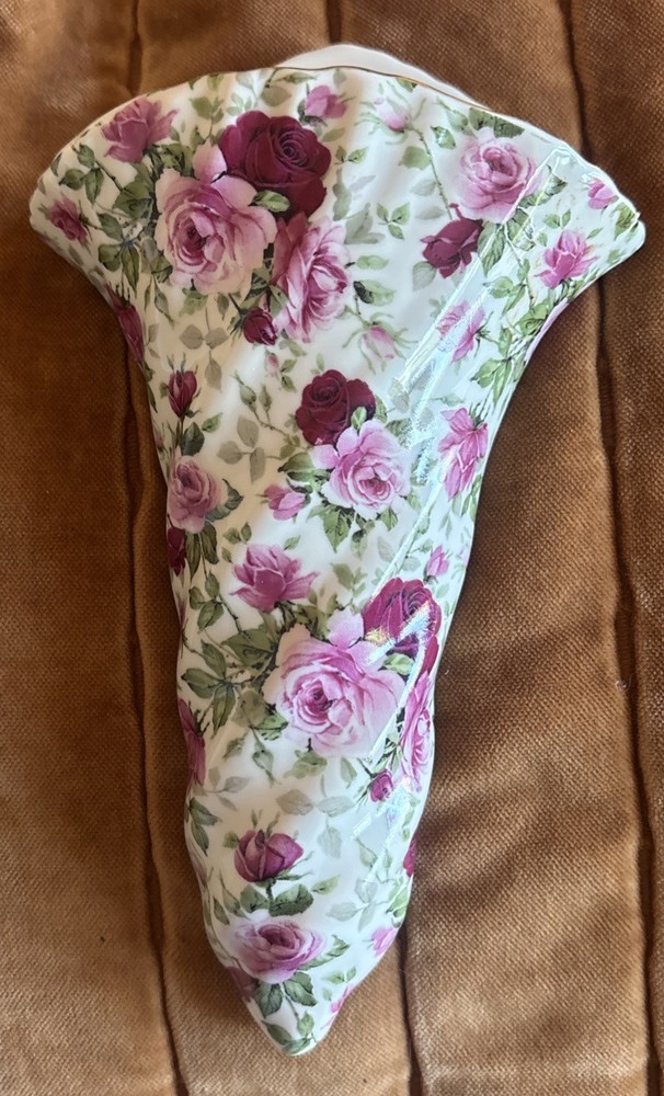 Vintage Ceramic Pocket Wall Vase Red And Pink Roses With Green Leafs