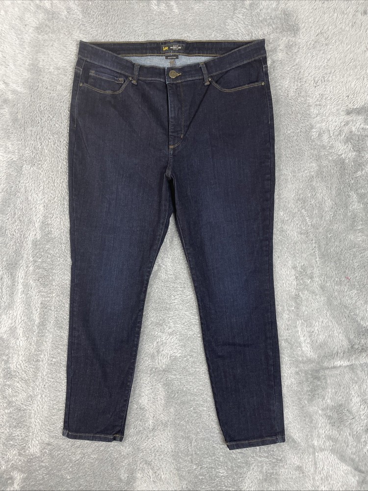 Lee Jeans Women's 18 Short Blue Sculpting Slim Fit Skinny Leg Mid Rise Stretch
