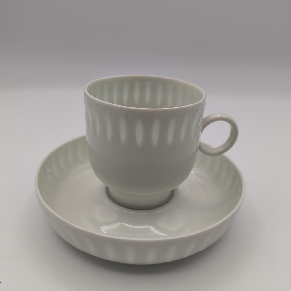 Arabia Finland Rice Grain Porcelain Demitasse Espresso Cup & Saucer O Handle
