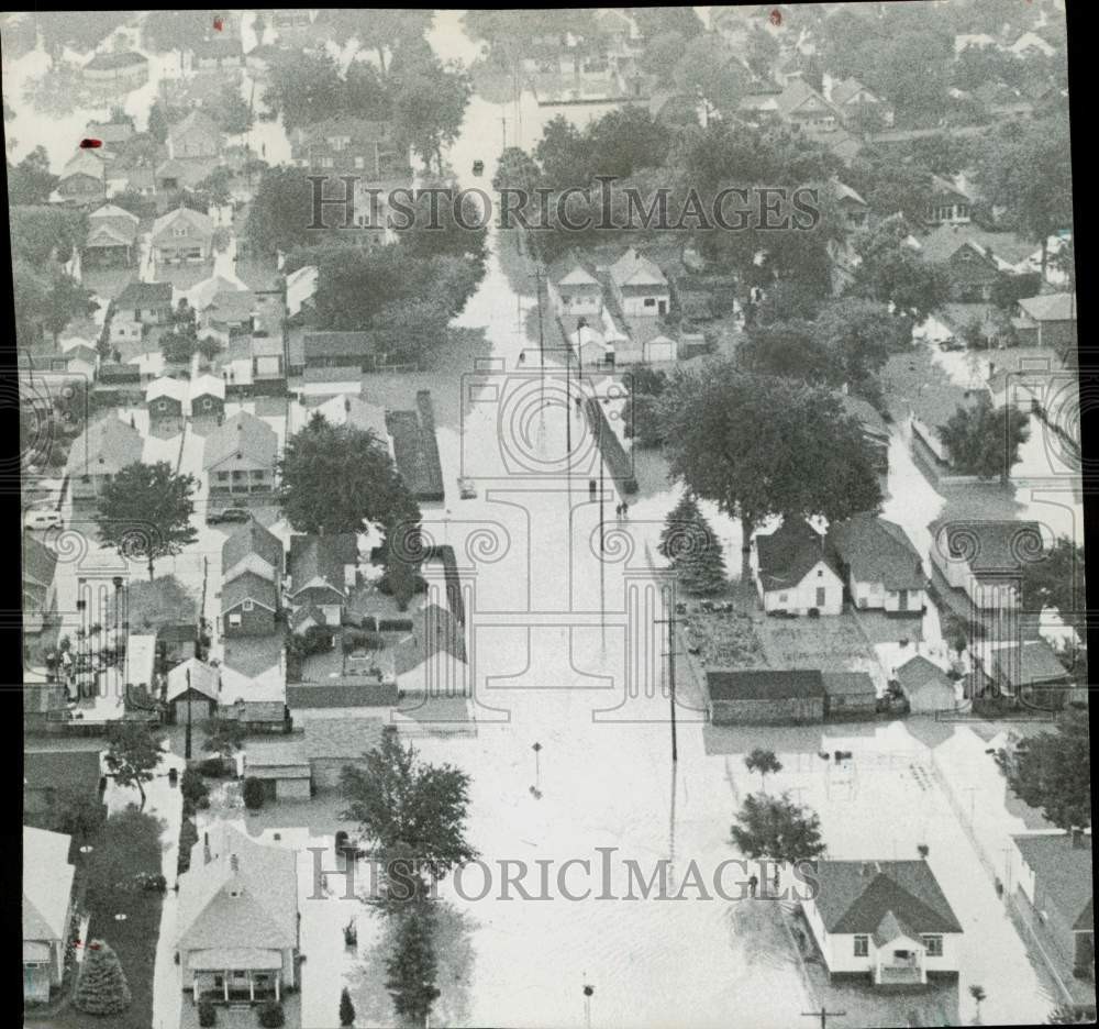 1965 Press Photo Aerial view of flooded streets in Globeville, Colorado