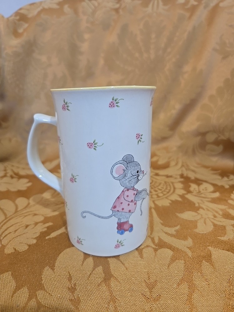 Mikasa Teddy CC018 Vintage Coffee Tea Cup Mug Teddy Bear and Mouse Design
