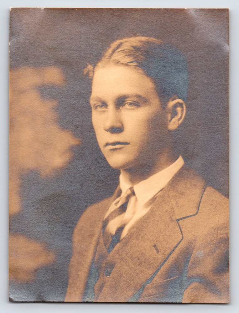 Vintage Picture Photo Portrait Antique Young Man Suit Coat Tie School Student