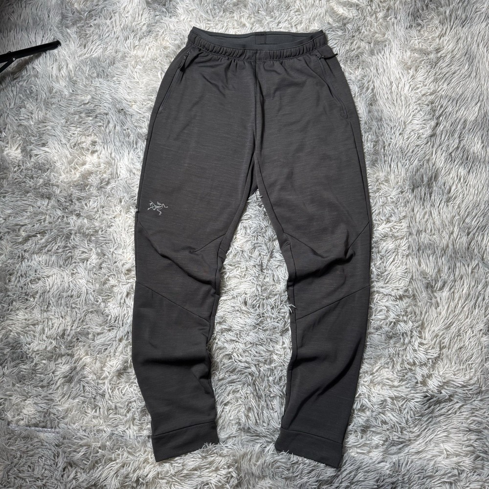 Arc’teryx Kyanite AR Tech Wool Joggers Pants Men’s XS Fits M Black Outdoor