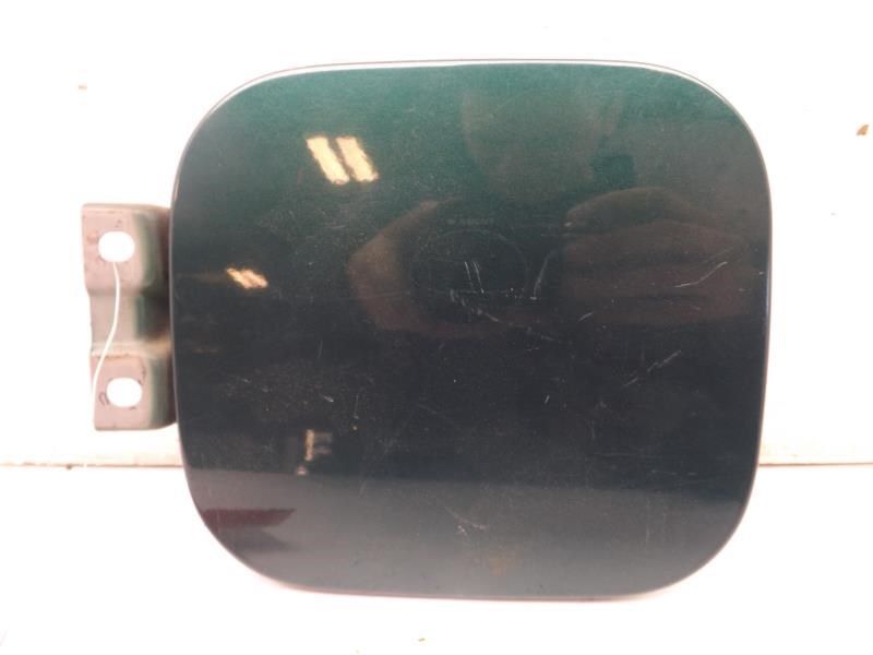 01 HONDA CRV FUEL FILLER DOOR