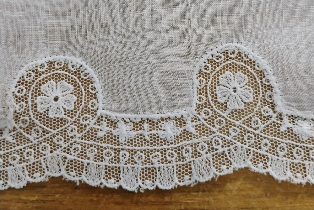 Vgt White Cotton Wedding Lace Hankie Handkerchief