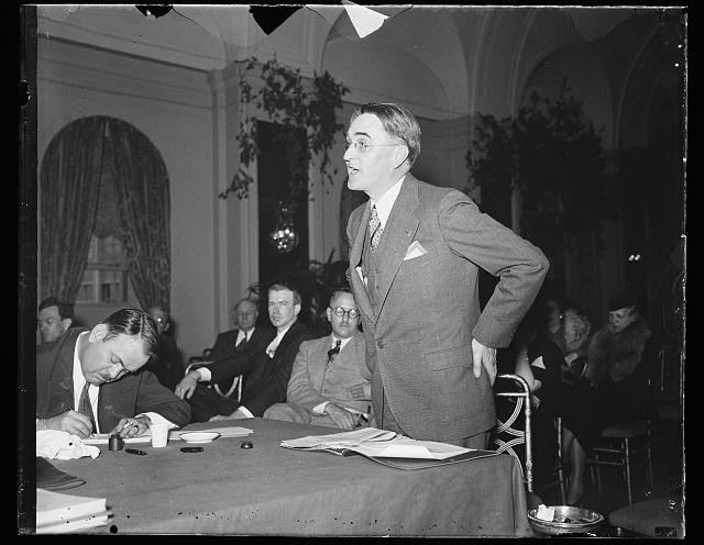 Photo:1934 Man Speaking at Meeting Audience in Ballroom Conference Photo