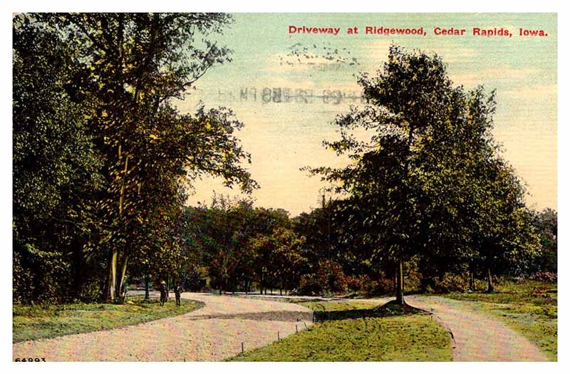 Postcard ROAD SCENE Cedar Rapids Iowa IA m/09 AQ9344