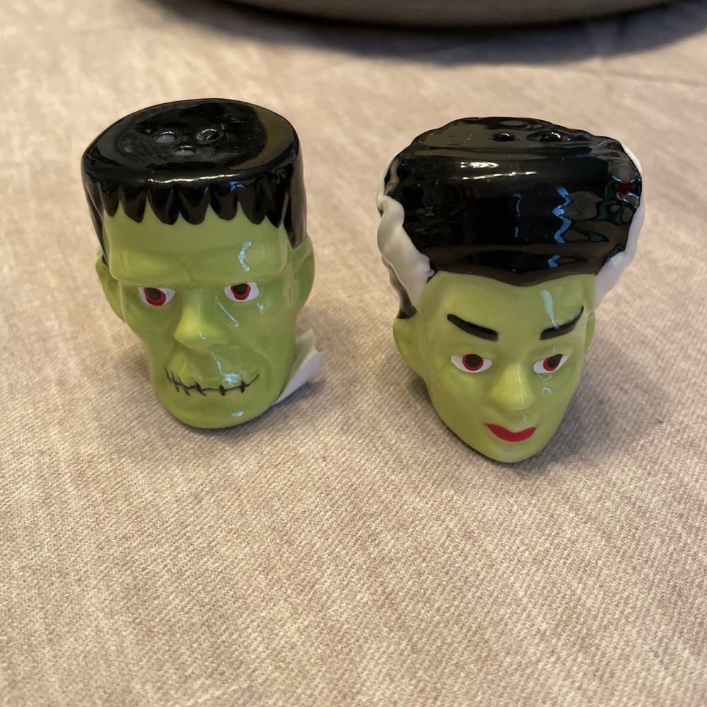 Cracker Barrel Halloween Frankenstein  Bride Monster Salt & Pepper Shaker Set8