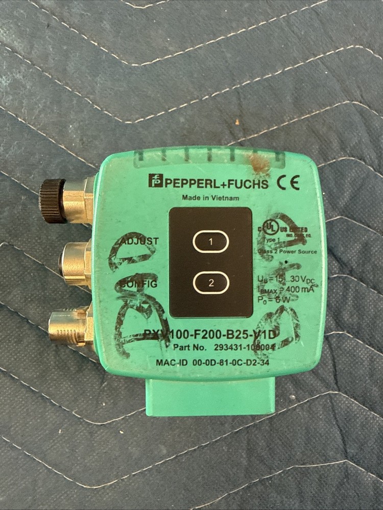 1PCS New PEPPERL+FUCHS PXV100-F200-B25-V1D Optical reading head For Parts