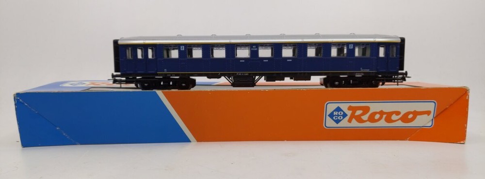 Roco 44259 HO Scale Dutch NS 2nd Class Passenger Coach Car LN/Box