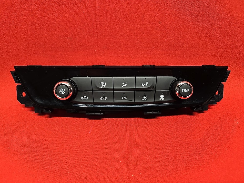 18-20 Buick Regal Sportback TourX Dash HVAC Climate Control Panel 39113530