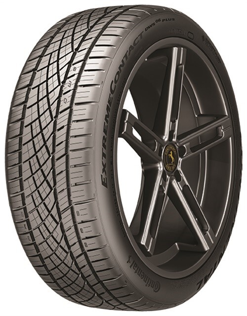 Continental ExtremeContact DWS06 Plus 225/40ZR18 High-Performance Tire