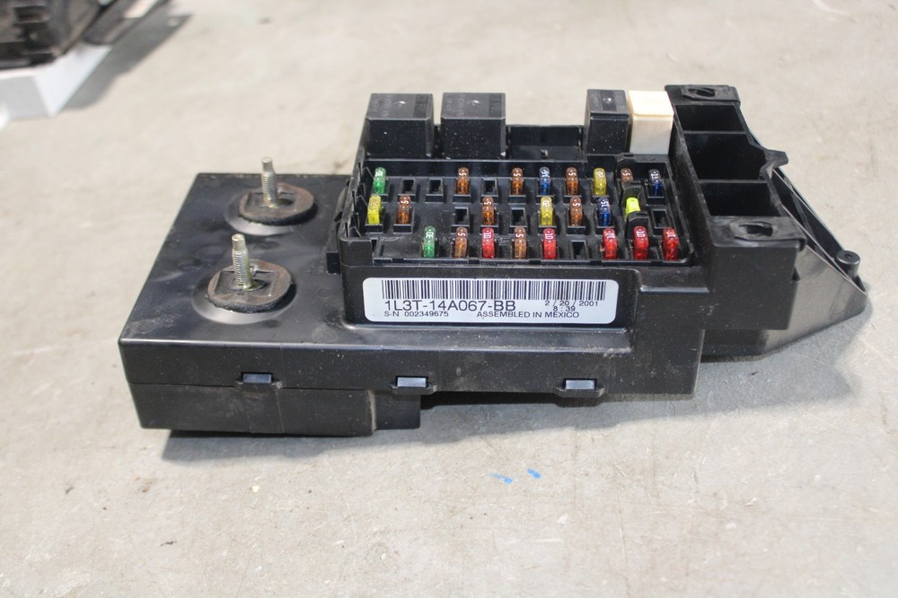 99-01 Ford F150 F-150 Cabin Fuse Junction Box 1L3T-14A067-BB Lifetime Warranty