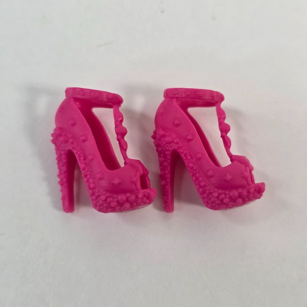 Mattel Barbie Doll Fashionista Shoes Replacement hot pink bumpy stud heels
