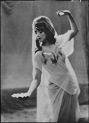 Photo:Ruth St. Denis 1913 Dancer Portrait Vintage Photo