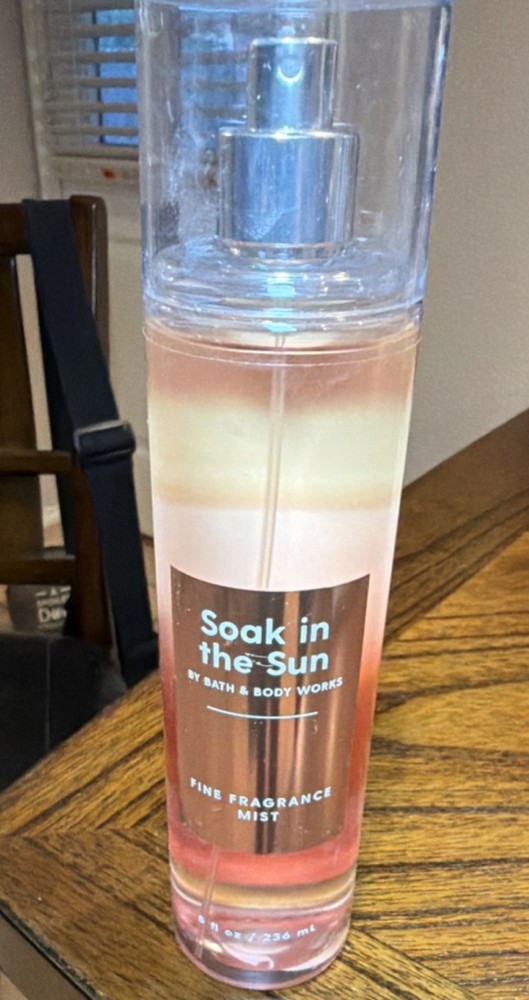 Bath & Body Works Soak in the Sun Fine Fragrance Mist 8 fl oz / 236 mL