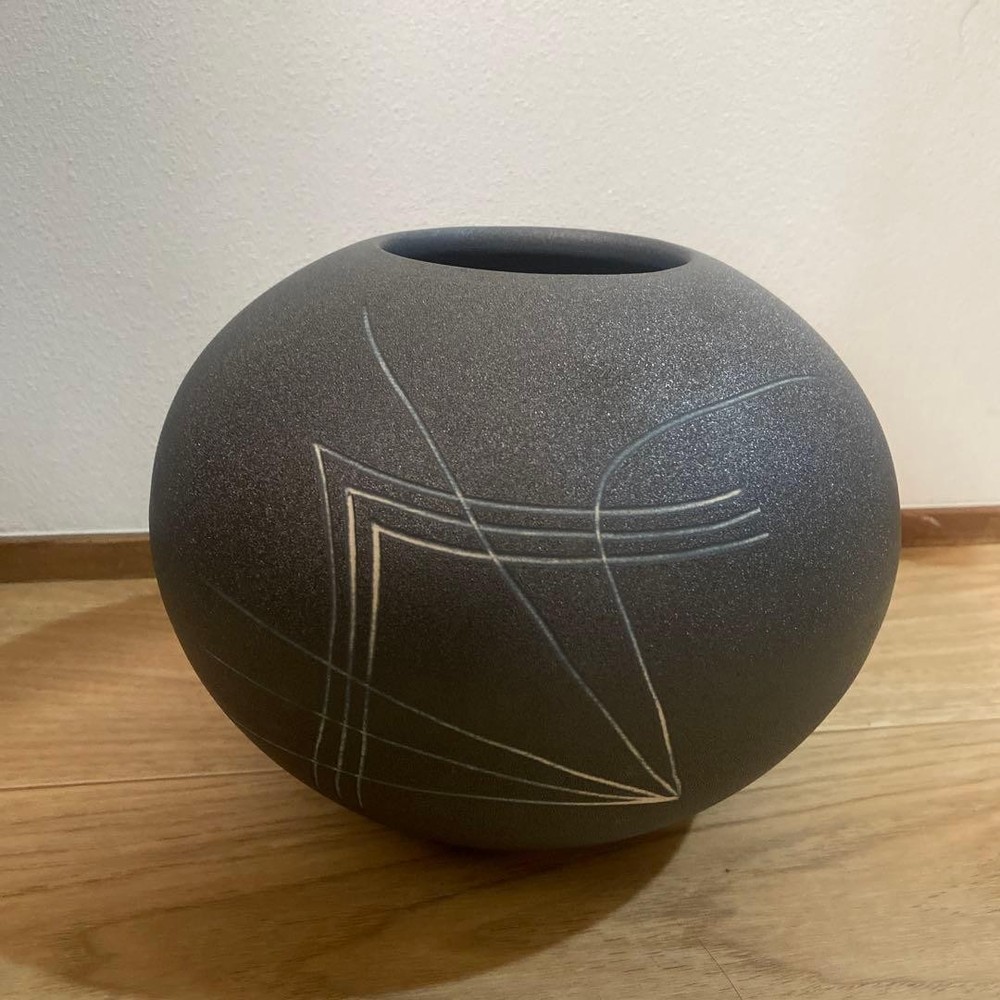 Shigaraki Ware Vase Round Unused Ceramic Japanese Pottery