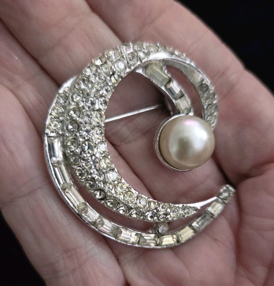 Large Vintage Rhinestone Brooch Pin Signed PELL Swirl Pearl Clear