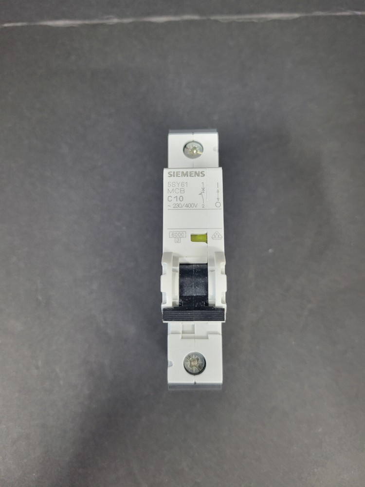 NEW Open Box - Siemens 5SY6110-7 CIRCUIT BREAKER 10A  230/400V