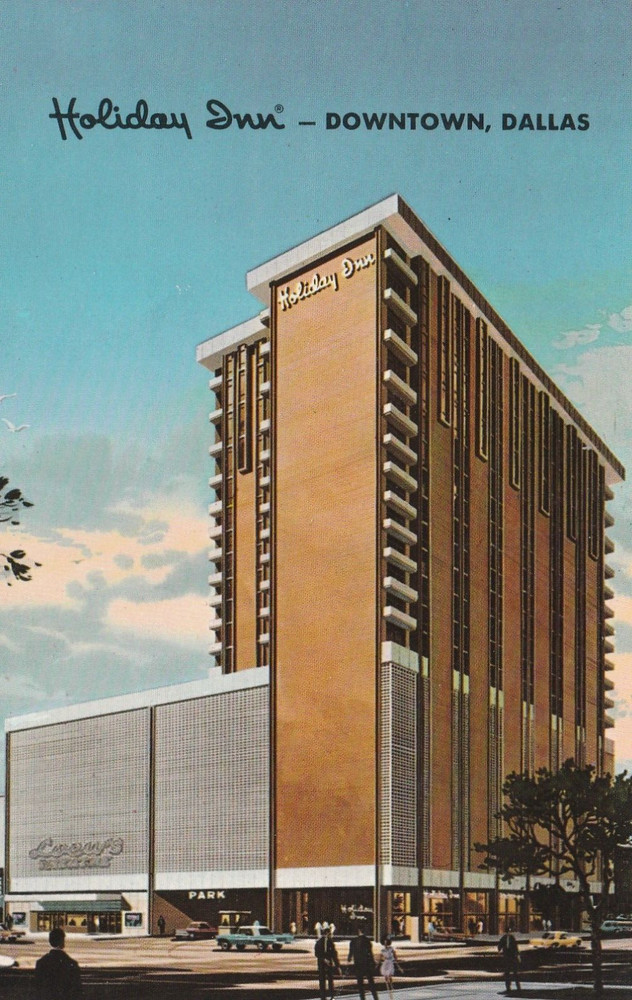 Dallas Texas TX Downtown Holiday Inn Elm Street Loews Theater Chrome Postcard