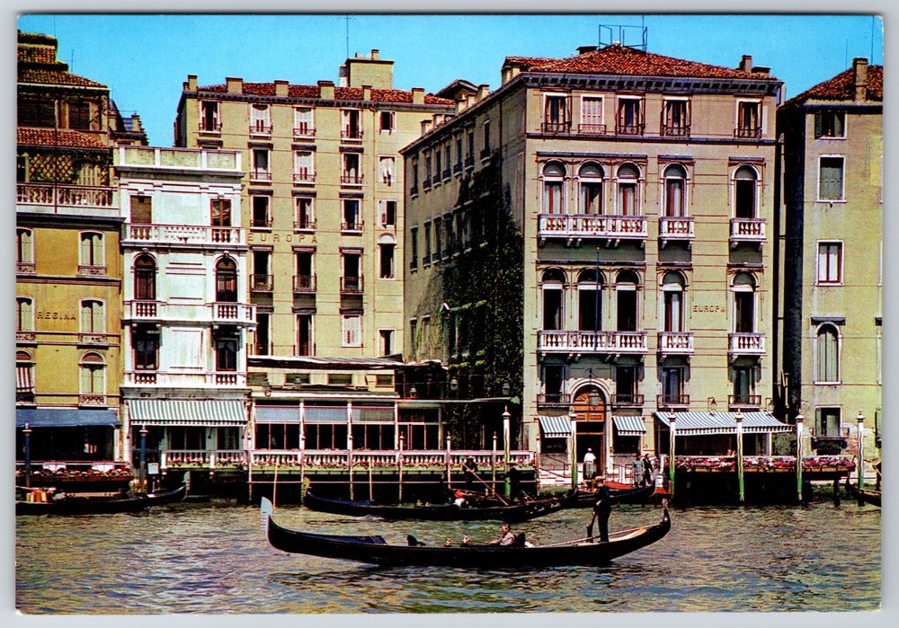 Italy Venice Grand Hotel Europa Gondolas on Grand Canal 6x4 Postcard