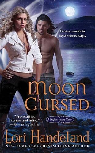 Moon Cursed: A Nightcreature Novel (Night Creature Novels) - GOOD