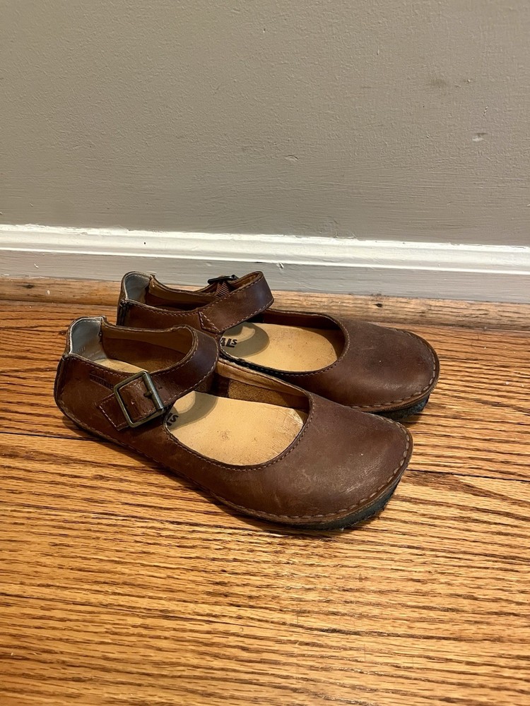 Clark's Original Women's Mary Jane Size 8M Brown leather