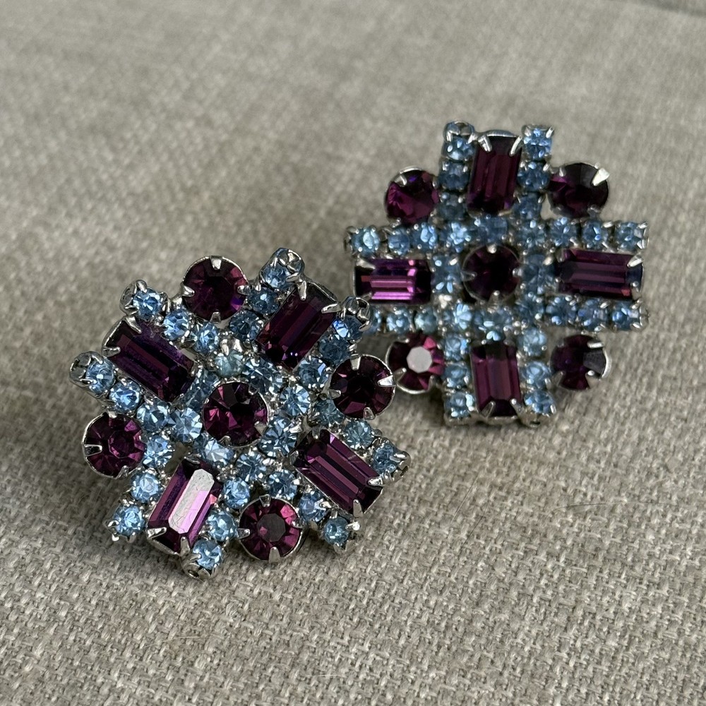 Vintage 1970’s Purple & Blue Rhinestone Silver Tone Screw Back Earrings