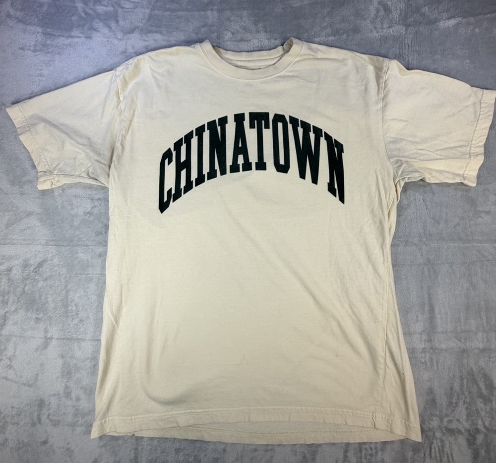 Chinatown Market Men's Medium Shirt Cream Beige Arch Green Logo Short Sleeve Tee