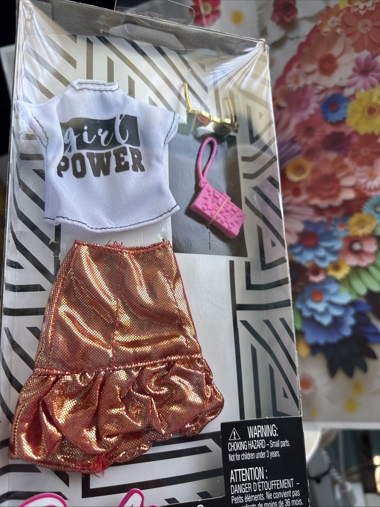 Barbie Doll Fashion Pack Outfit Purse, Sunglasses, Skirt, Shirt Mattel FND47