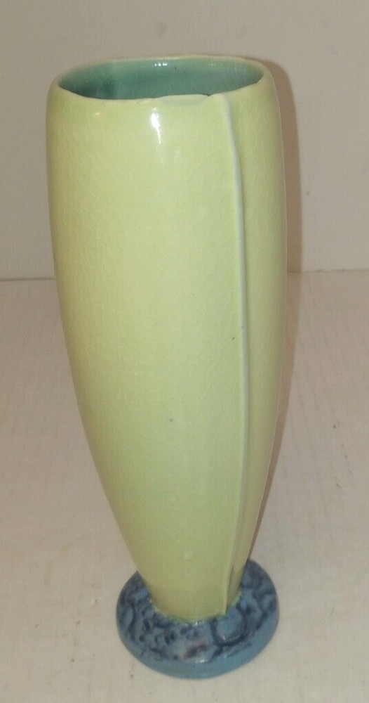 Art Studio Pottery Celadon Glazed  9