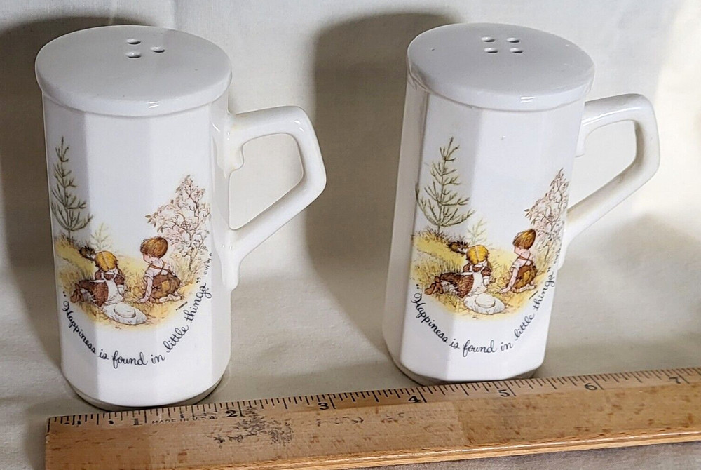 Vintage Holly Hobbie Happiness Salt and Pepper Shakers White Classic Collector