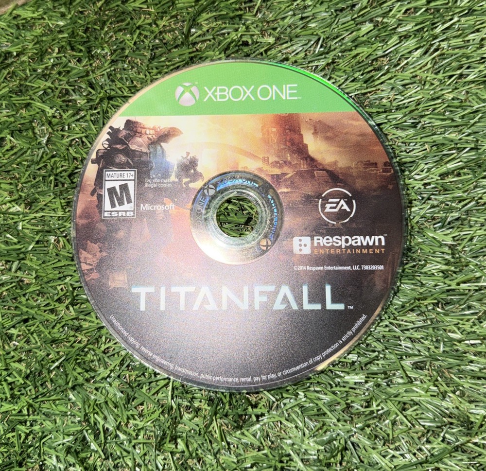 Titanfall (Microsoft Xbox One, 2014) DISC ONLY Tested And Works Great