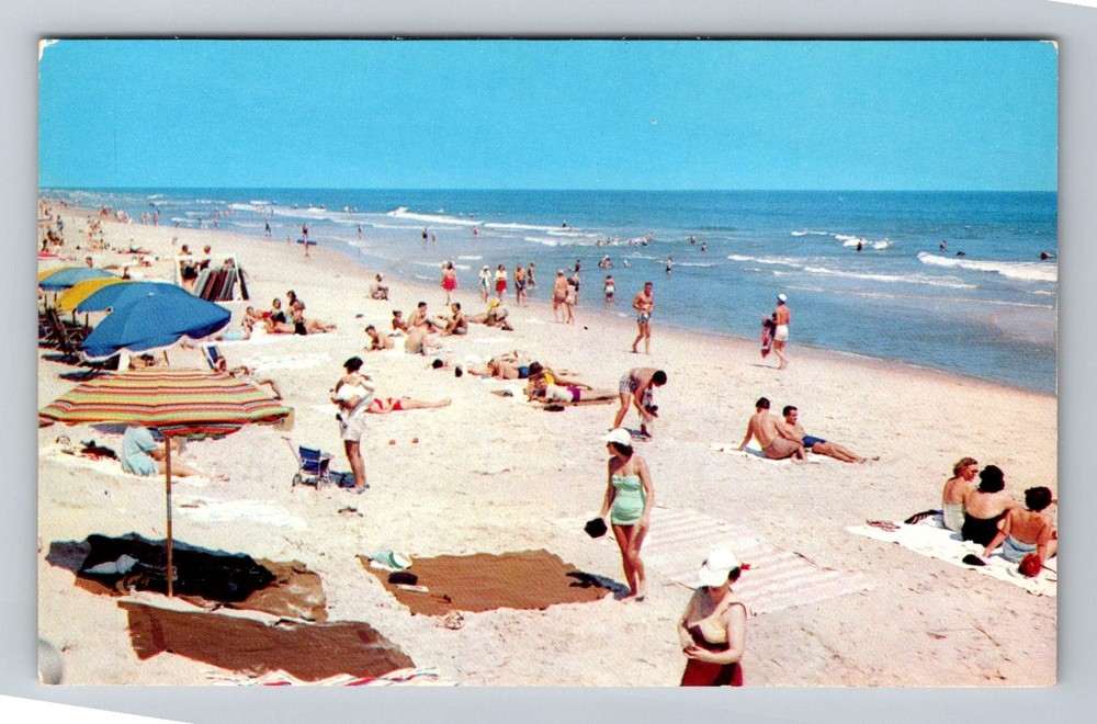 Myrtle Beach, SC-South Carolina, Crowded Beach Scene Swimmers Vintage Postcard
