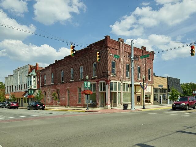 Photo:Pendleton Indiana 2016 Downtown Buildings Street Corner